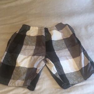 Men’s swim trunks